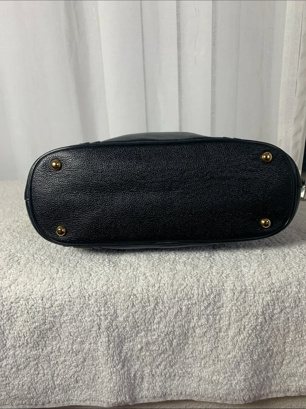 GUC MCM Black pebble Leather Shoulder Bag L 12” x H 10” x D 4” - Picture 4 of 8